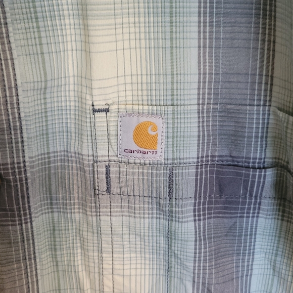 Carhartt Short Sleeve Plaid shirt, Size Large - Picture 2 of 4